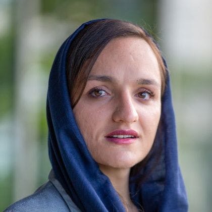 Zarifa Ghafari: Kämpferin für das Gute in Afghanistan und auf der Welt.